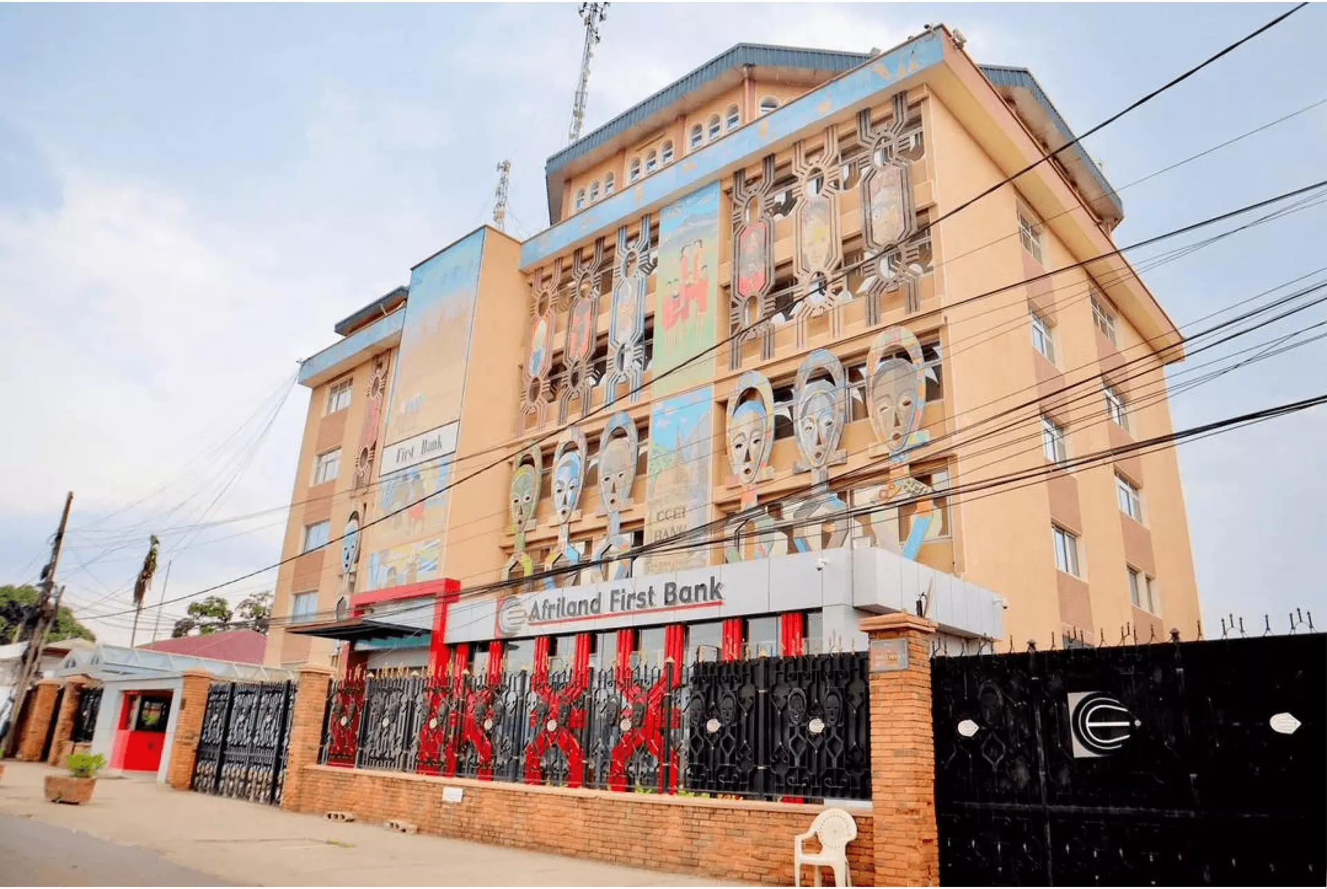 Le basculement de la richesse nationale des hydrocarbures vers les banques au Cameroun