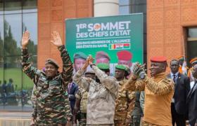 CREATION DE LA CONFEDERATION DES ETATS DE L’AES ET RECONFIGURATION DU PAYSAGE REGIONAL OUEST AFRICAIN